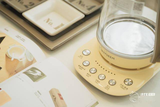 厨艺厨艺小白也能做出软糯银耳羹？一键温泡智能控温，美味营养双重兼顾