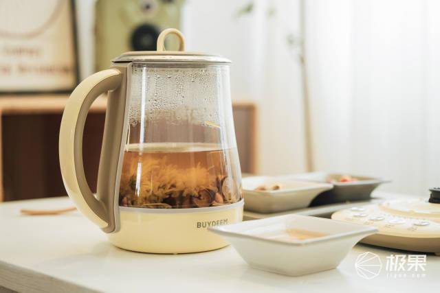 厨艺厨艺小白也能做出软糯银耳羹？一键温泡智能控温，美味营养双重兼顾