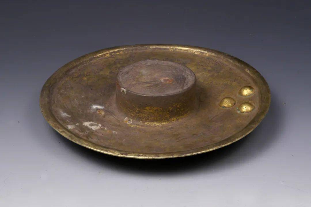 甘肃馆藏精品丨鎏金铜盏托
