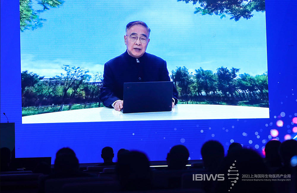 现代化的|张伯礼：中药治疗新冠取得很好疗效，防止转重症方面作用突出