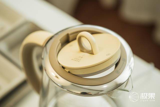 厨艺厨艺小白也能做出软糯银耳羹？一键温泡智能控温，美味营养双重兼顾