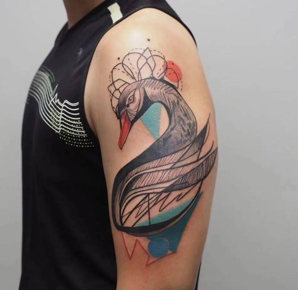 高贵的黑天鹅纹身