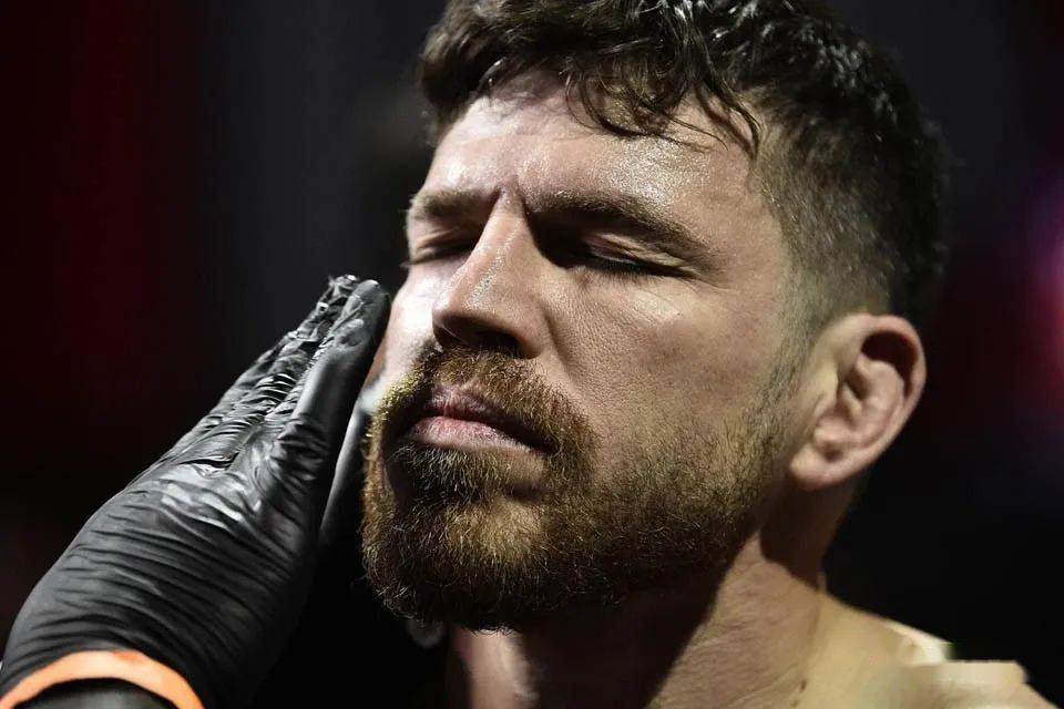 ufc中国讯 吉姆-米勒(jim miller)将在本周末出战新秀埃里克-冈萨雷斯