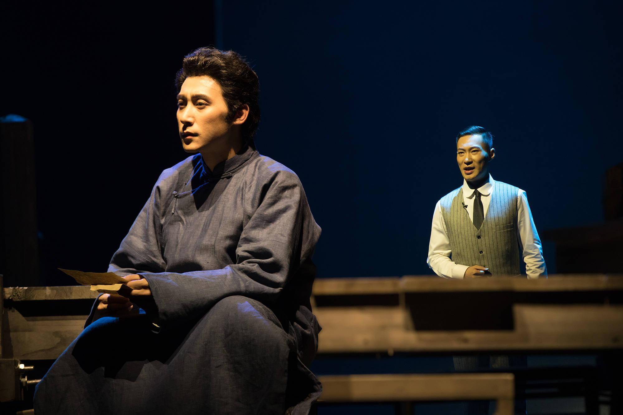 艺术| 好戏更需多打磨——话剧《郁达夫·天真之笔》"一演二改"_演出