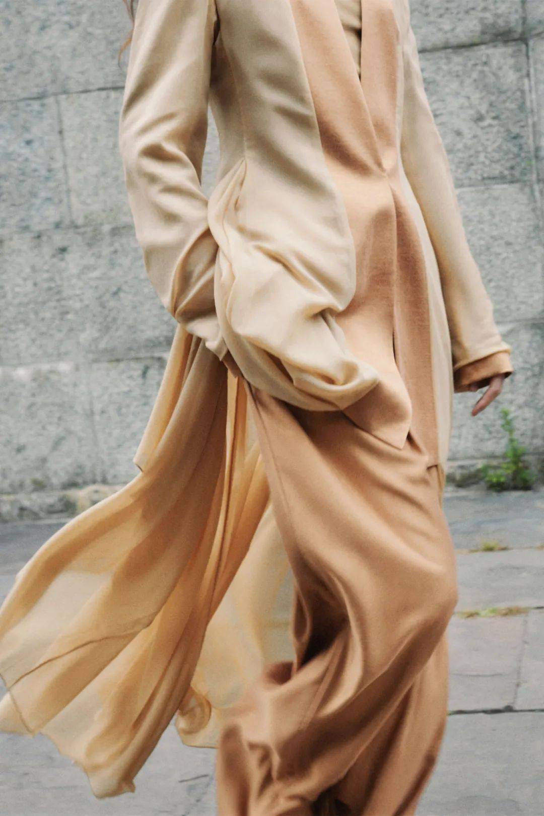 -End- 【秀场】The Row 2022 早秋时装秀