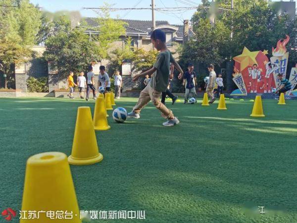 书包|书包不回家、在校晚自习……南京中小学生学习生活有了新变化！