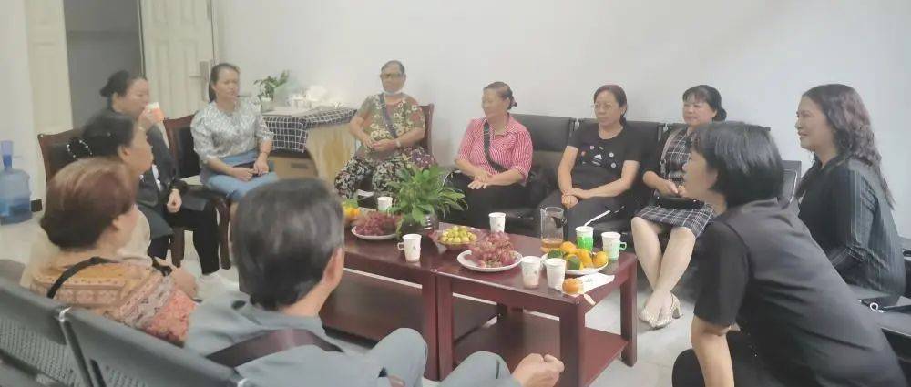 【心系老干 情暖重阳】西盟县人民医院开展“我们的节日.重阳—情暖桑榆 爱在重阳”退休老干部座谈会_活动