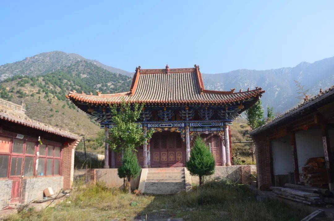 崞东龙岩寺曾经一路壮观