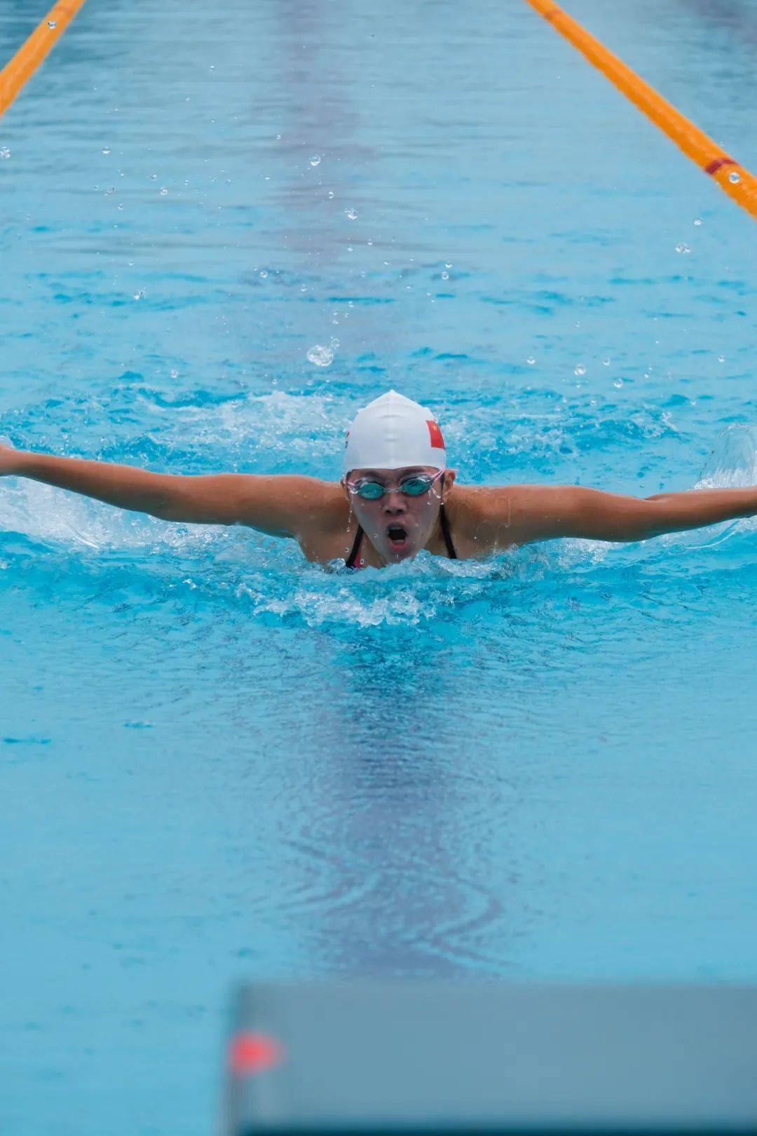 "中国体育彩票·白沙杯"2021年海南省少年游泳锦标赛开赛