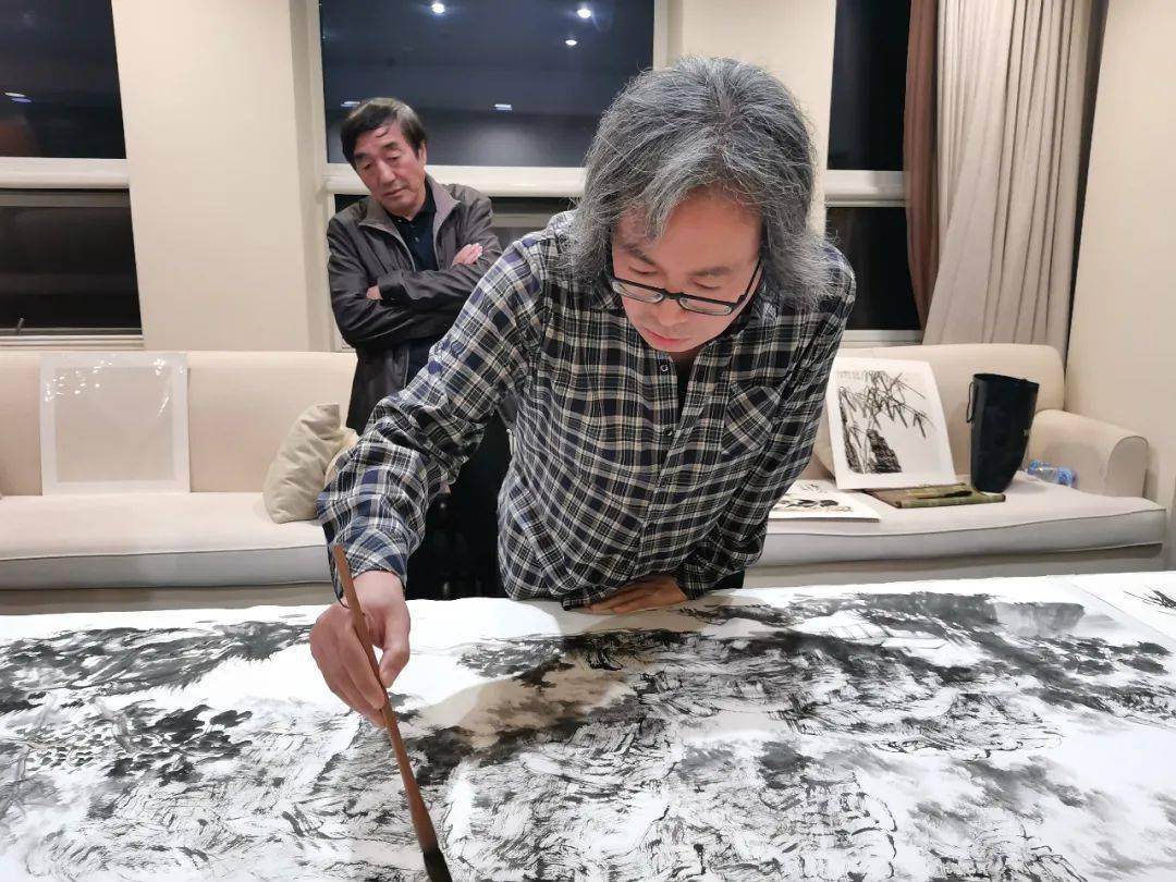 我市画家关真全,郑建中,陈凤华,宋明林,李建华,王海燕,沈何涛书画笔会