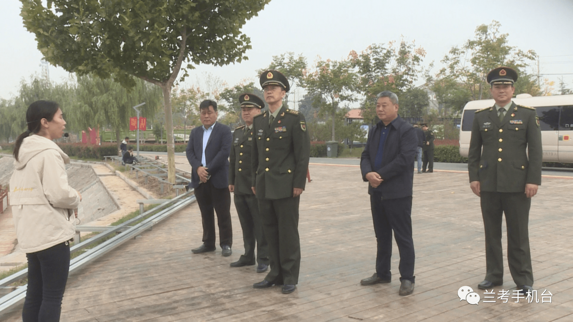 开封军分区政委徐彤来兰调研