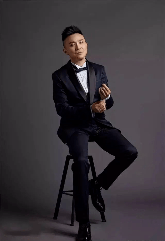 观众要求换掉唐三的蛇精脸斗罗大陆却把唐三的配音给换了