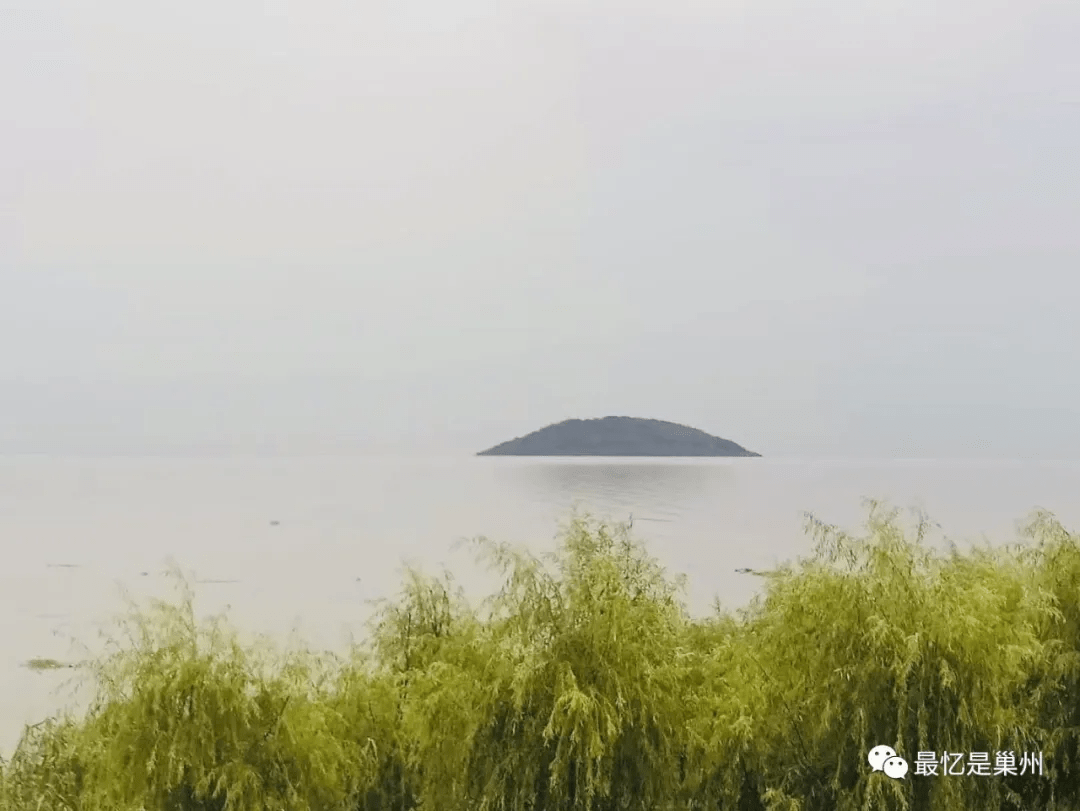 一湖烟雨一场醉