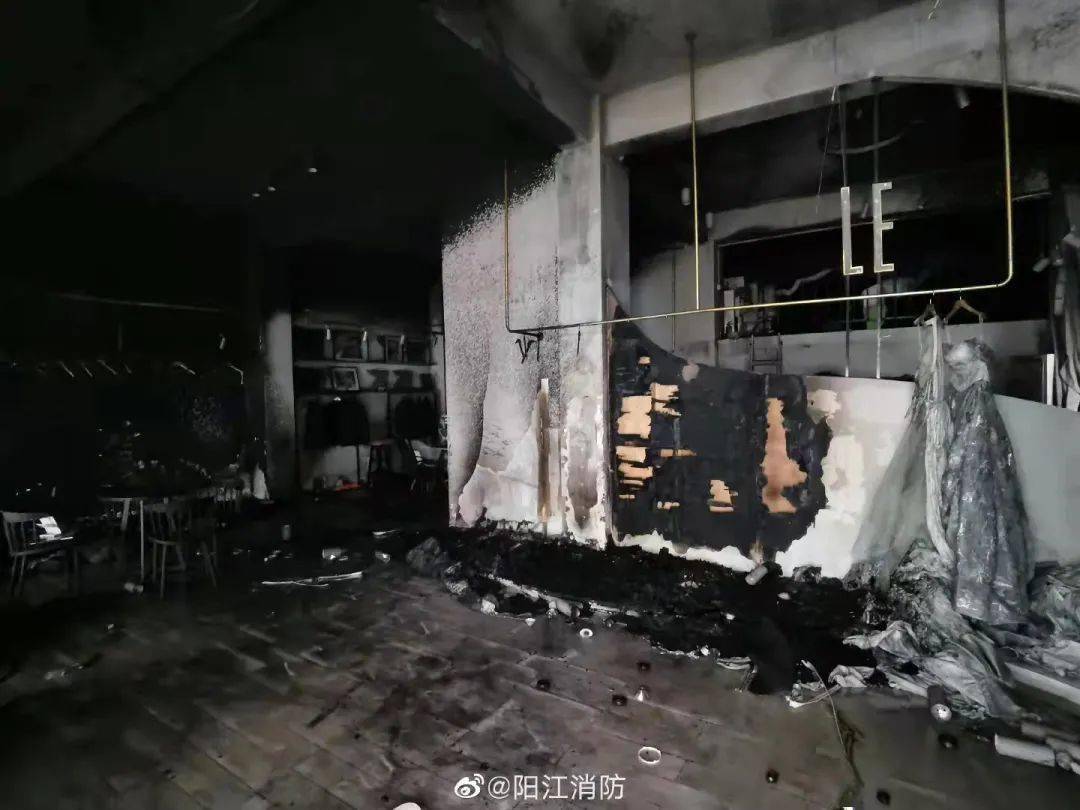 电线,离开店(或离家)前要做好检查,确保各类电器已断电,消除火灾隐患