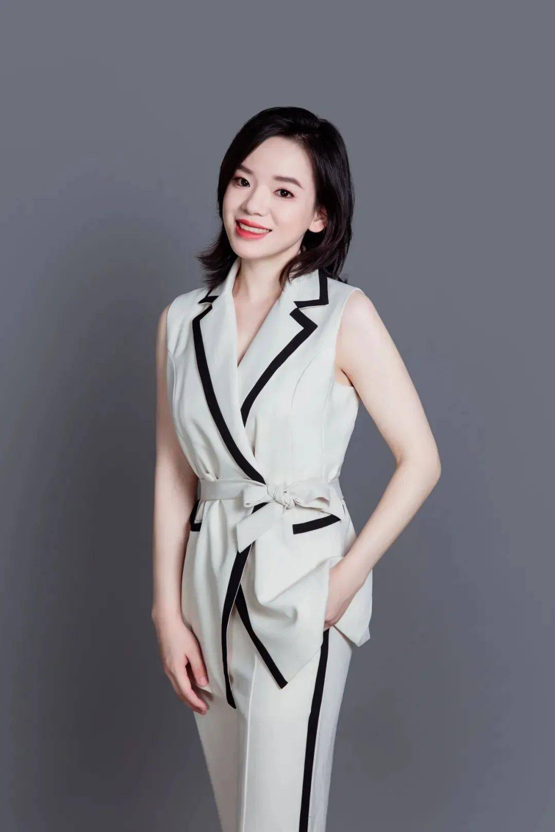 联合创始人 王翰元右:儿语工坊(倾音) 联合创始人,人事总监 陈帆最后