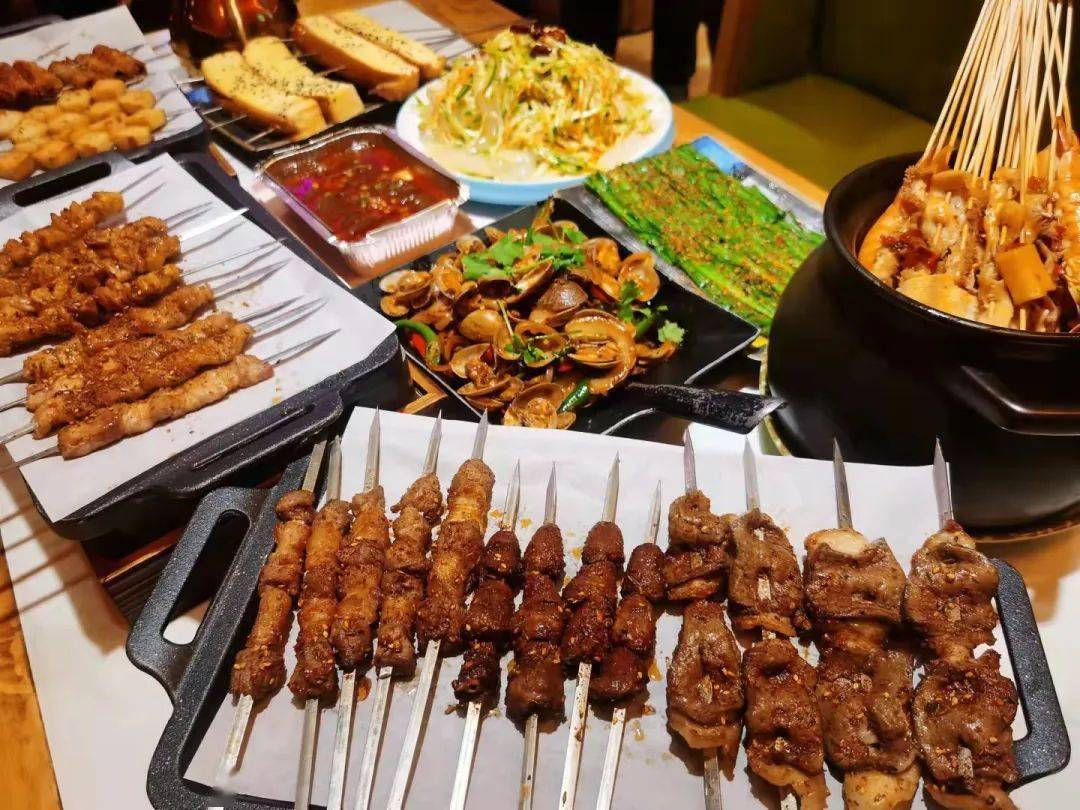 158元购2975元双盛烧烤4人套餐毛肚锅羊肉串油包肝藤椒鸡五花肉