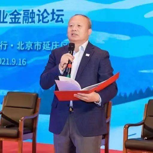 市分行冬奥办公室主任,致力于研究金融支持冰雪产业发展等工作方向