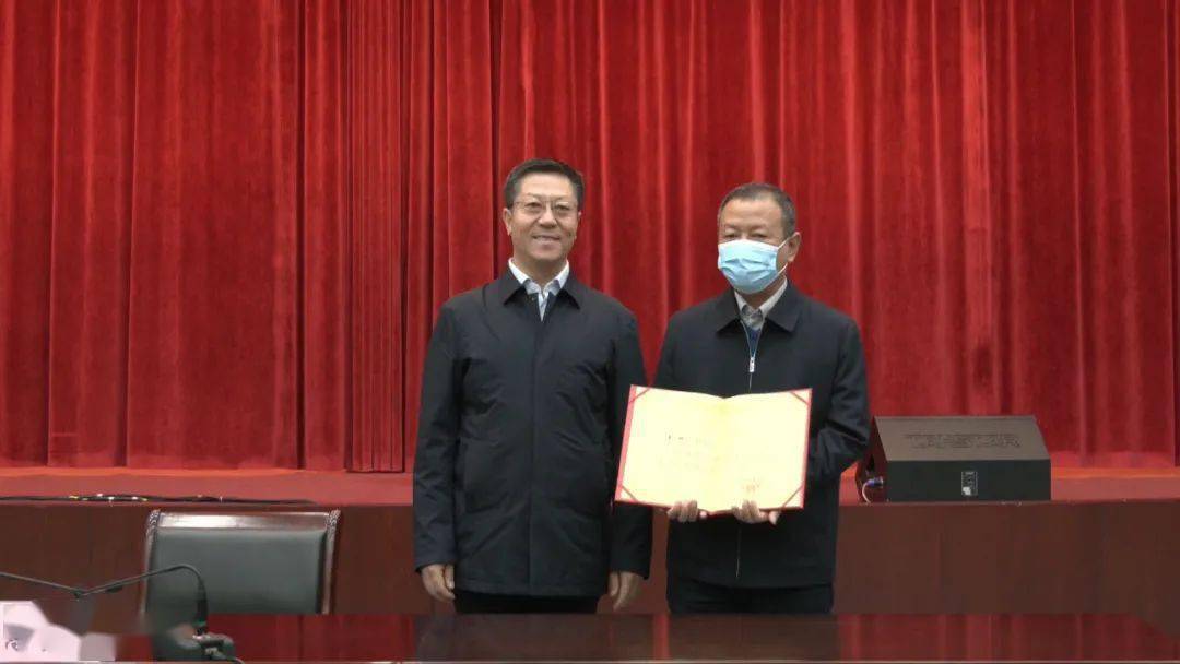 合为集团董事长李永和,丹河集团董事长张晋文,合为集团副董事长,总
