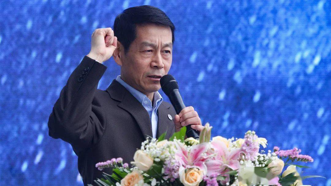 你和宇宙只差一张门票