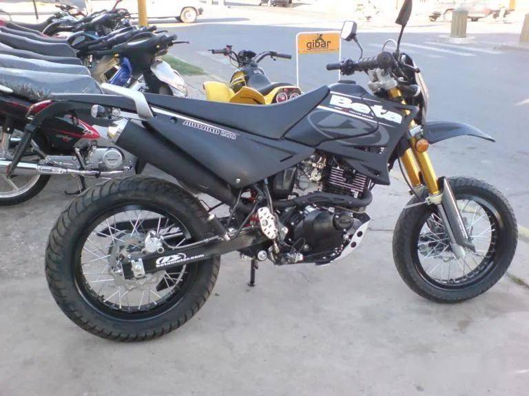 轻骑藏獒海外版改装beta200scrambler每日一车