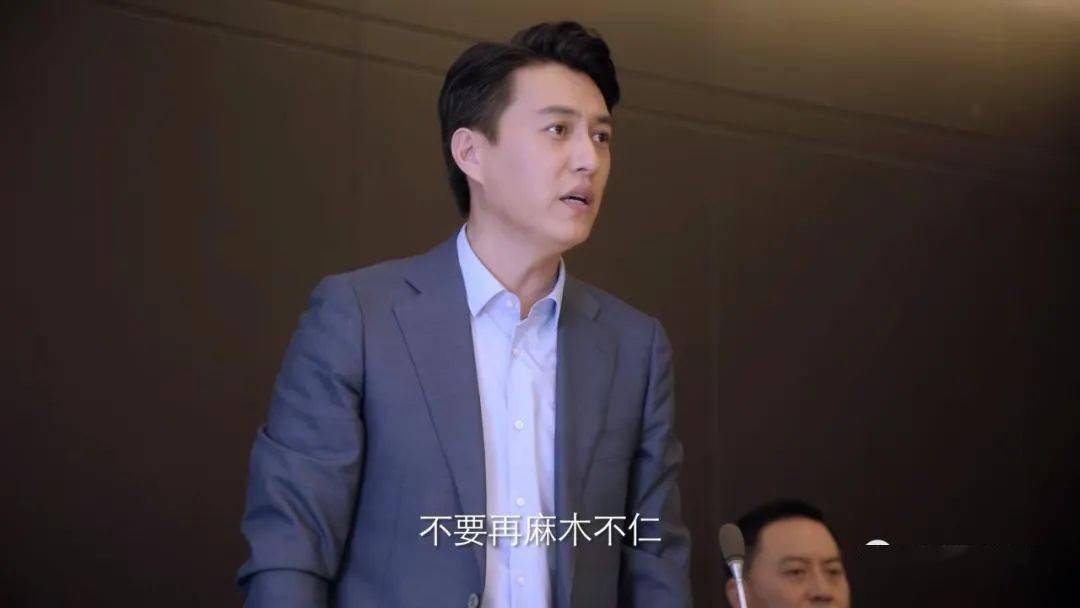 黄志忠|《突围》，那些“突出重围”的幕后之秘