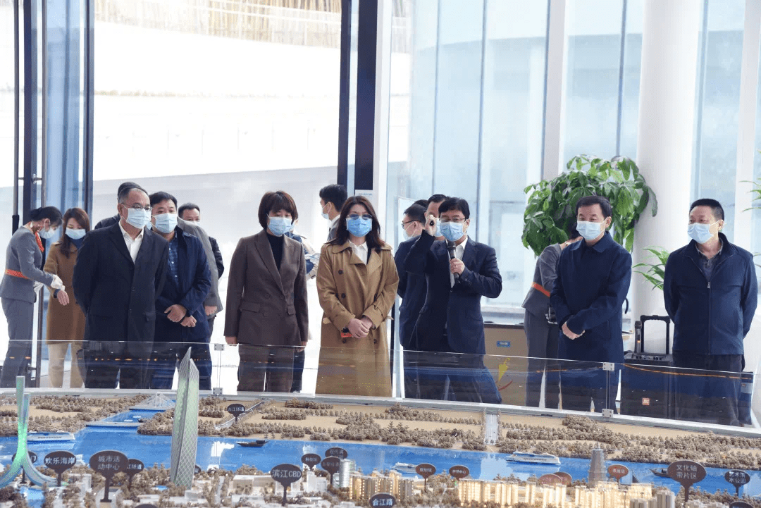 衡阳市市纪委丁芬书记一行赴湖南华侨城调研指导工作