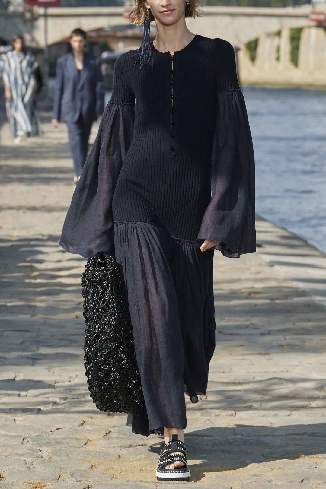 Sacai 针织拼接｜元素碰撞之美