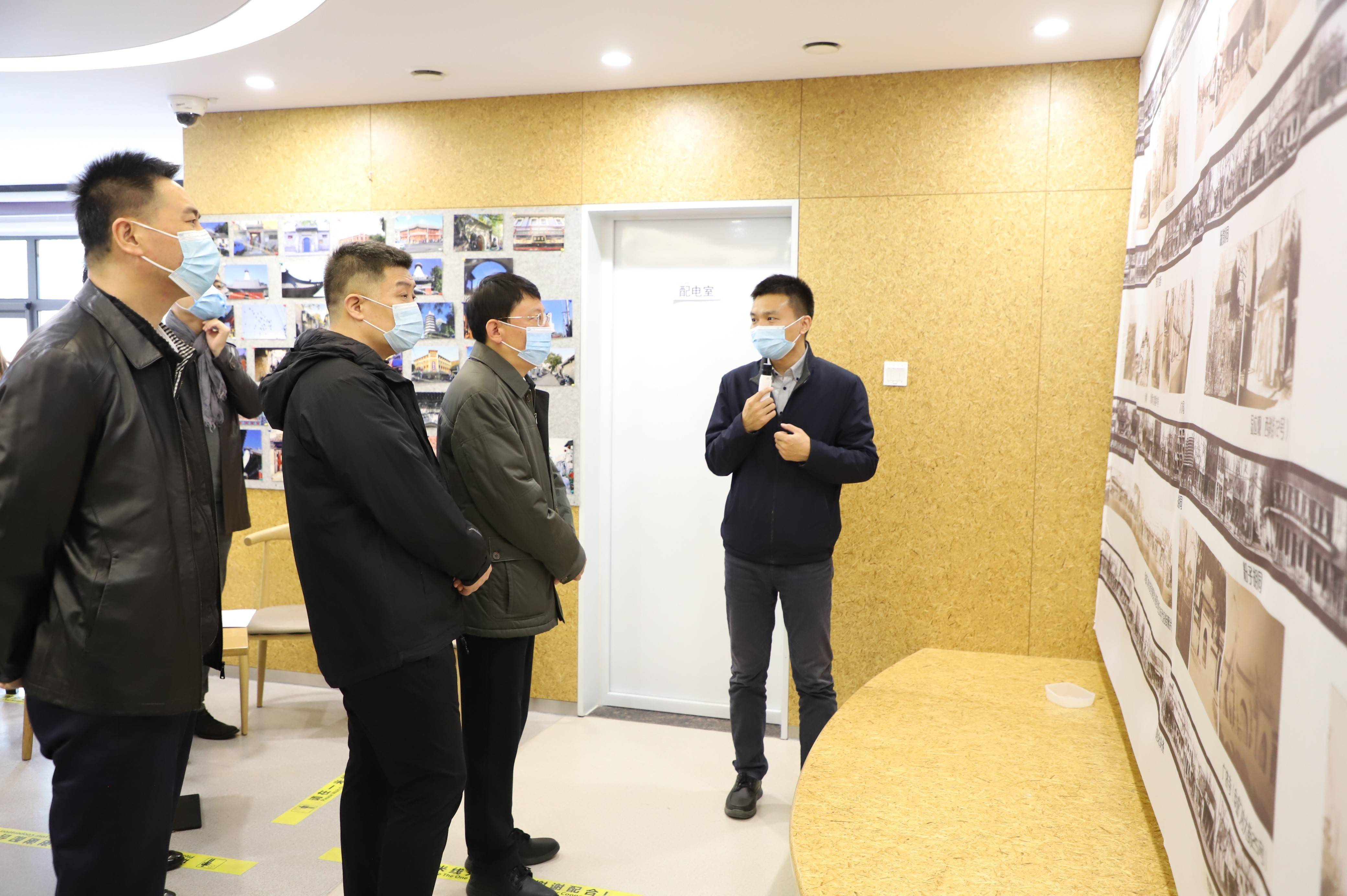 "10月24日,西城新街口街道赵登禹路42号内传来了阵阵讨论声.