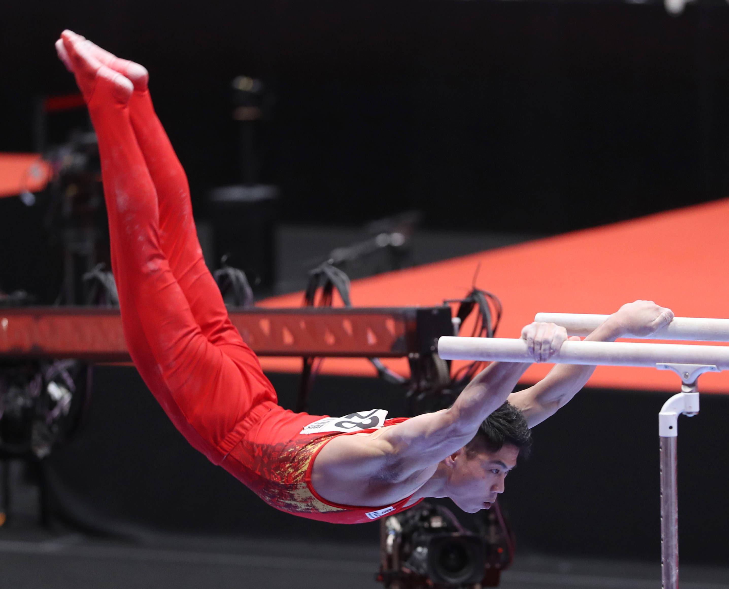 体操世锦赛双杠决赛胡旭威夺冠