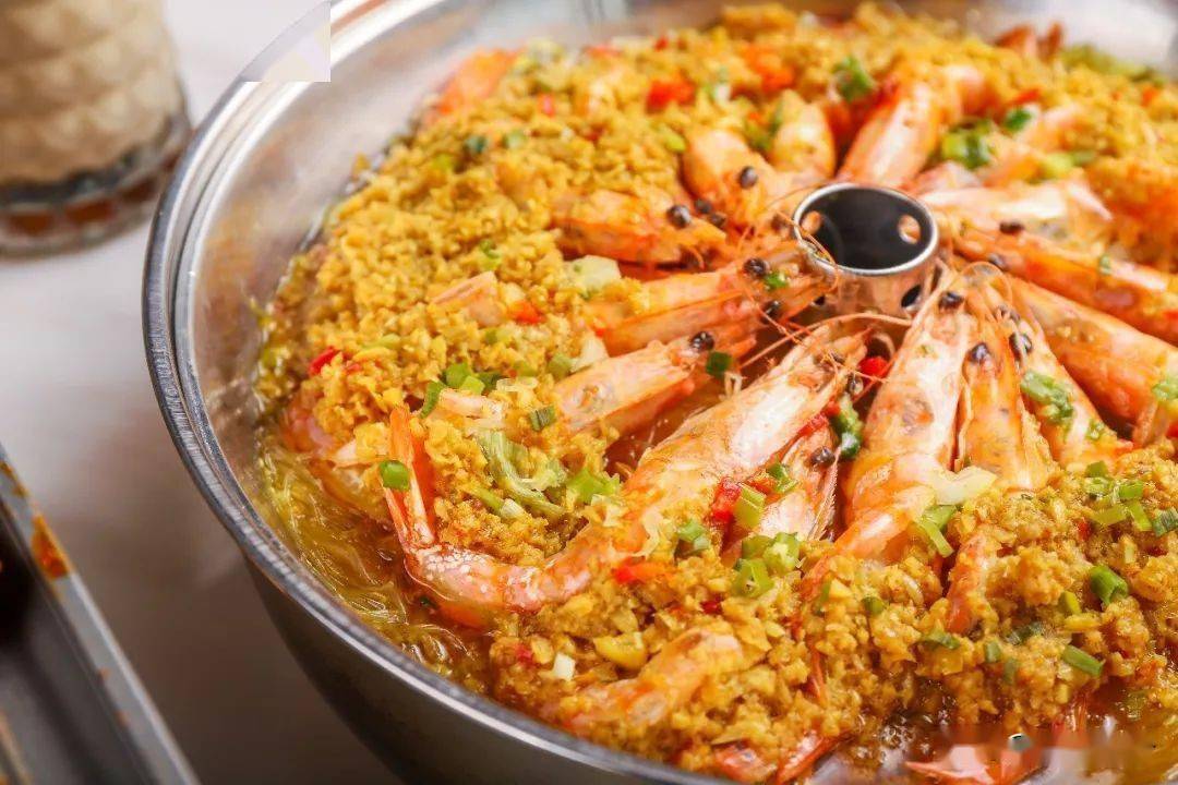 一,汽锅虾其实,去饭店就餐点菜也是有技巧,聪明人下馆子,都会点下面这