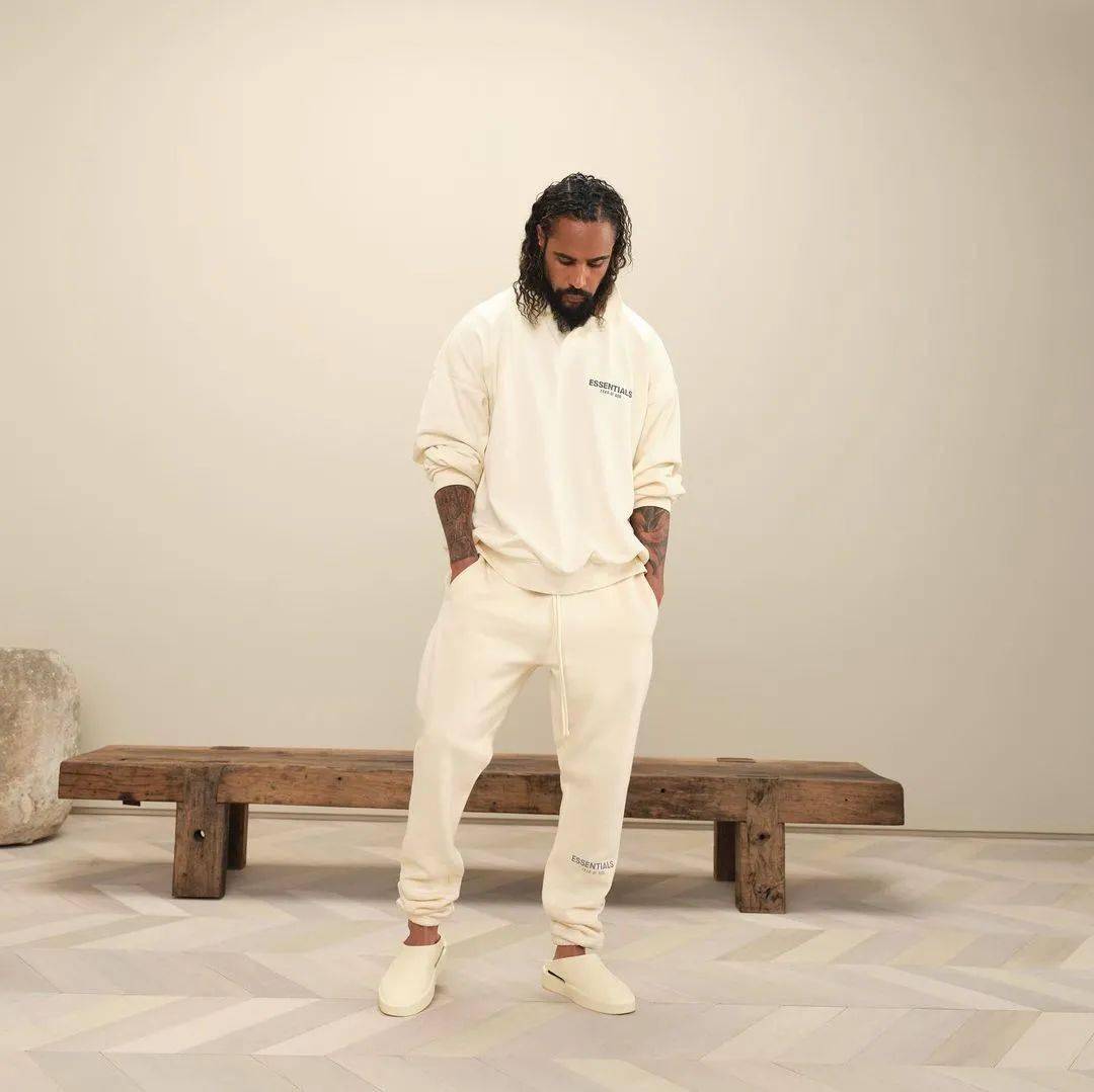 Athflow 秋冬最万能的单品，必须是卫衣