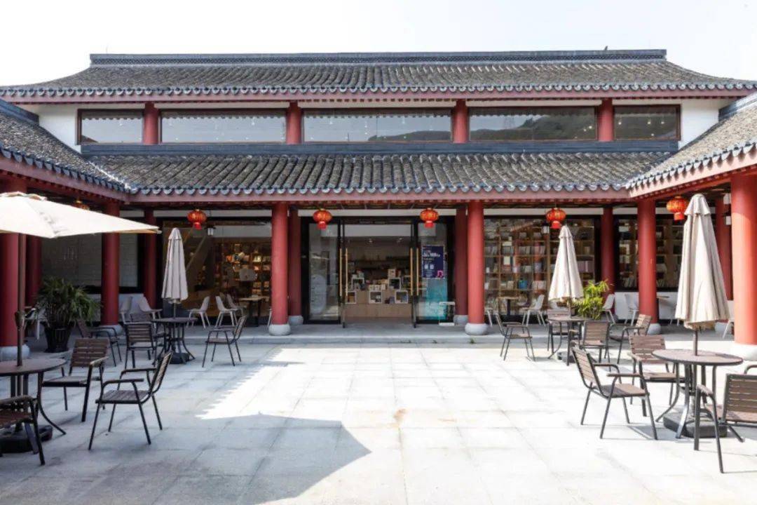微改造精提升②南洞艺谷精心做好五精工程小乡村展大面貌