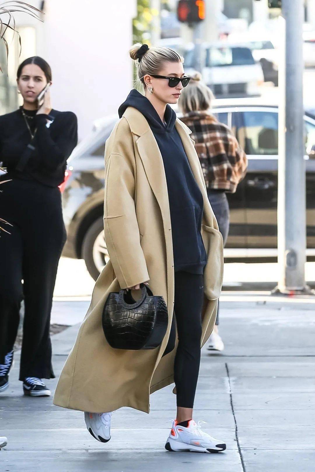 Athflow 秋冬最万能的单品，必须是卫衣