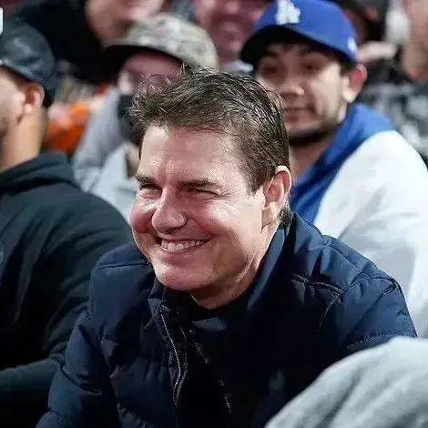 "阿汤哥"变"阿汤叔"?汤姆·克鲁斯怎么肿成这样了.