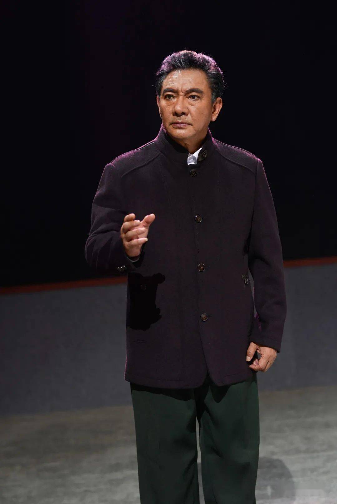 梁锦忠 国家一级演员曾获江苏省第一,二,三届淮剧节优秀表演奖,表演奖