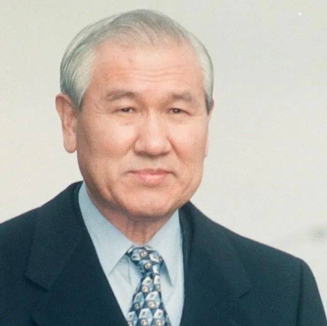 韩国前总统卢泰愚去世 曾自称“姜子牙后代”_全斗焕