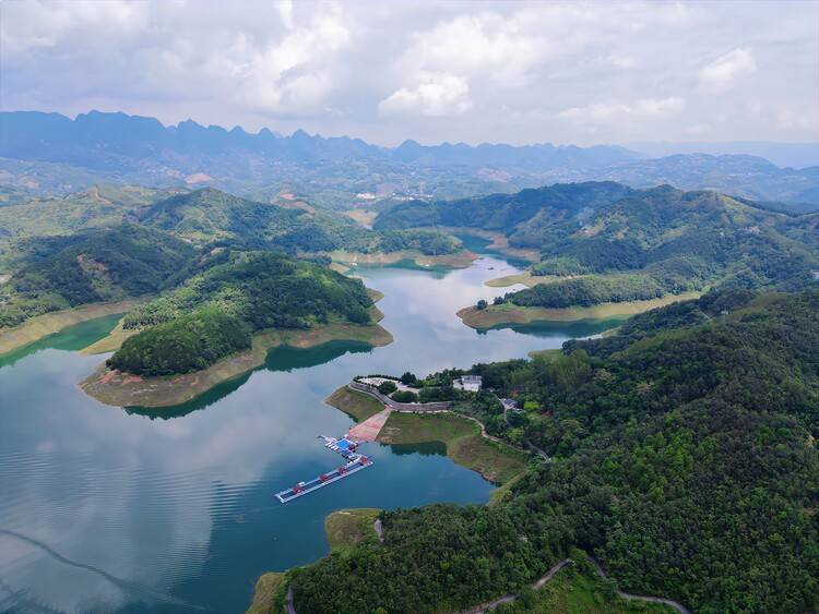 西南|黔西南：万峰叠绿