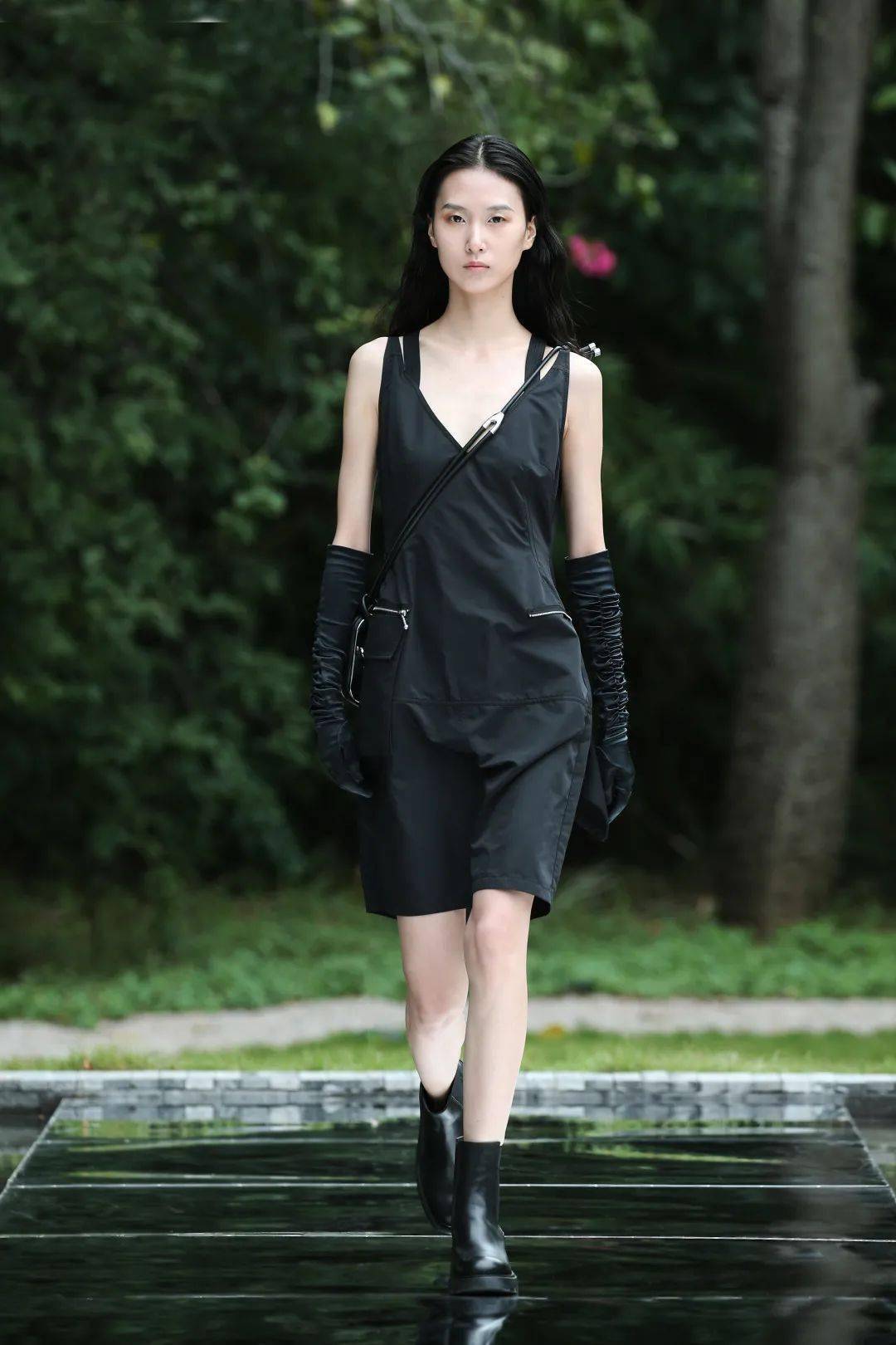 服装 S/S2022深圳时装周|DAY4:别样角度,诠释「型」之烂漫