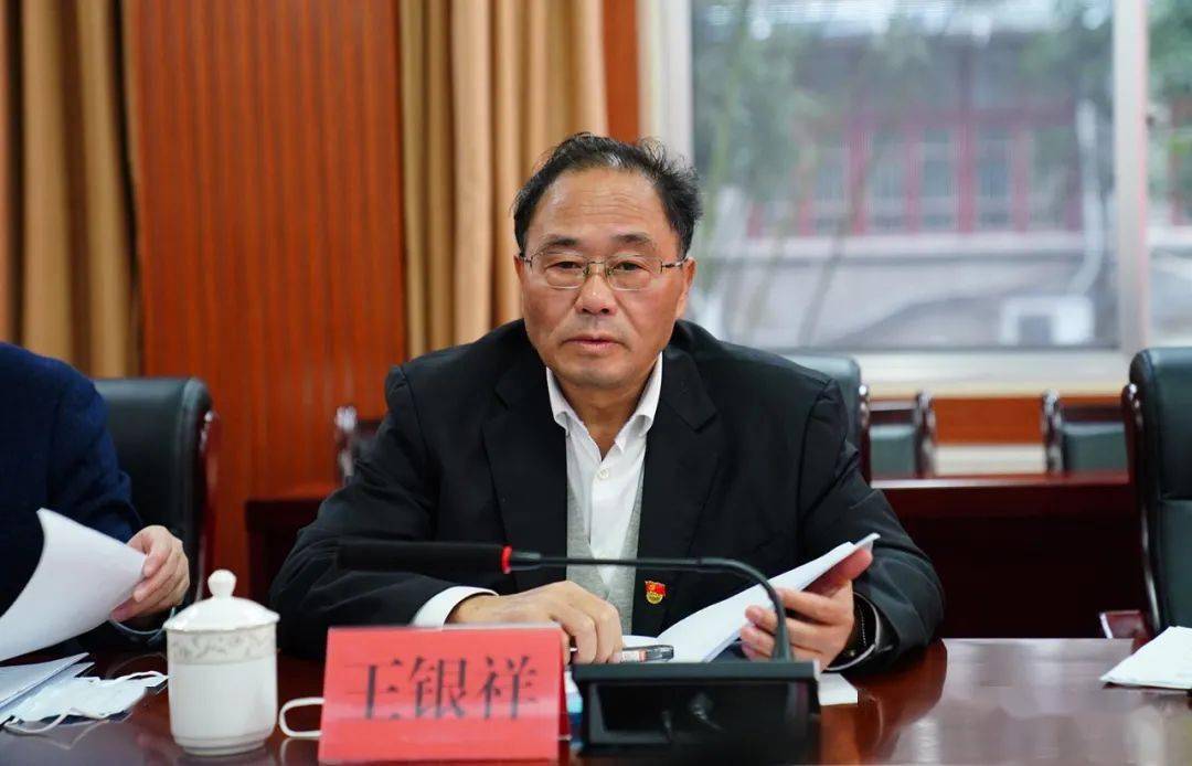 梁志平以普通党员身份参加所在党支部"学党史,悟思想,办实事,开新局"