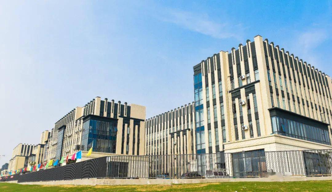 欢迎新同学河南测绘职业学院正式入驻联合创新中心