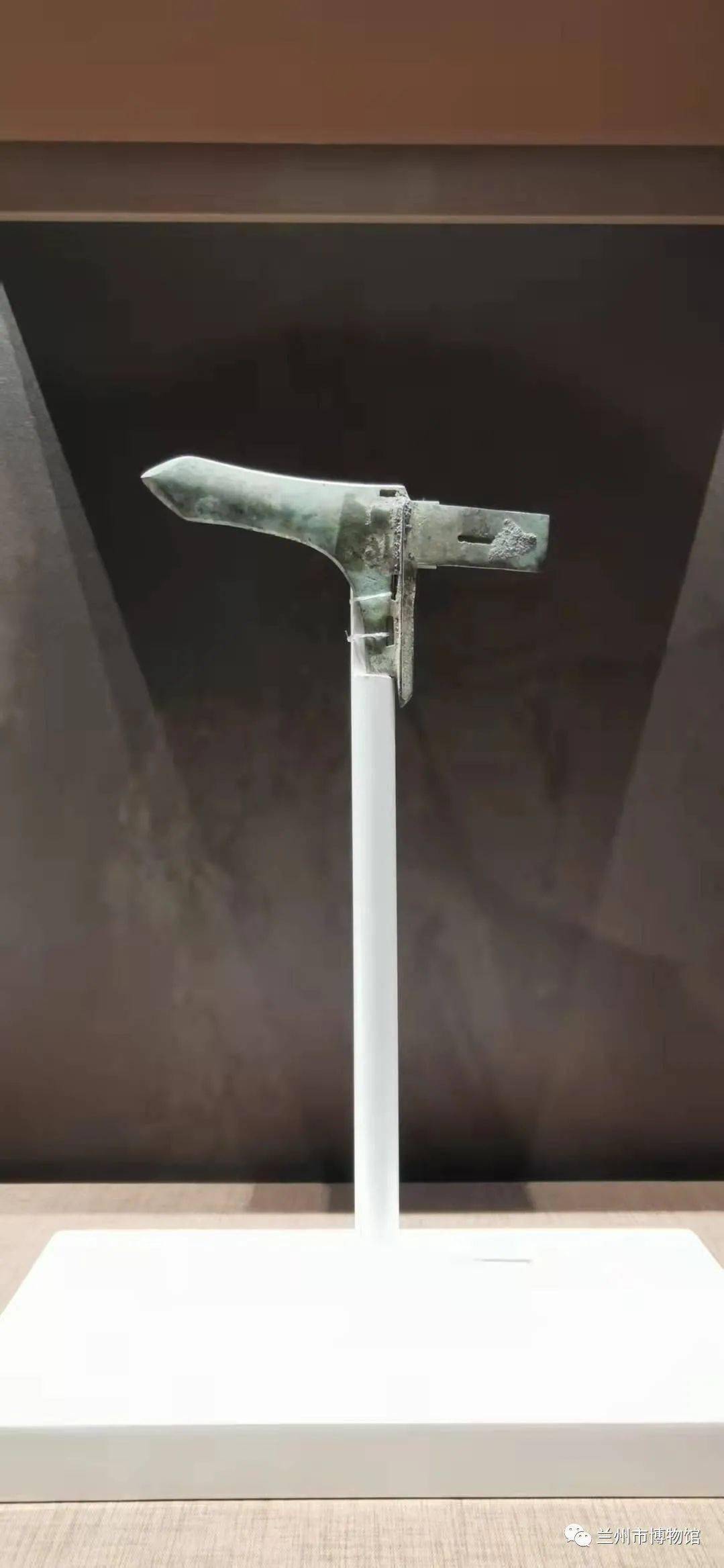 馆长说文物之十七几件青铜冷兵器