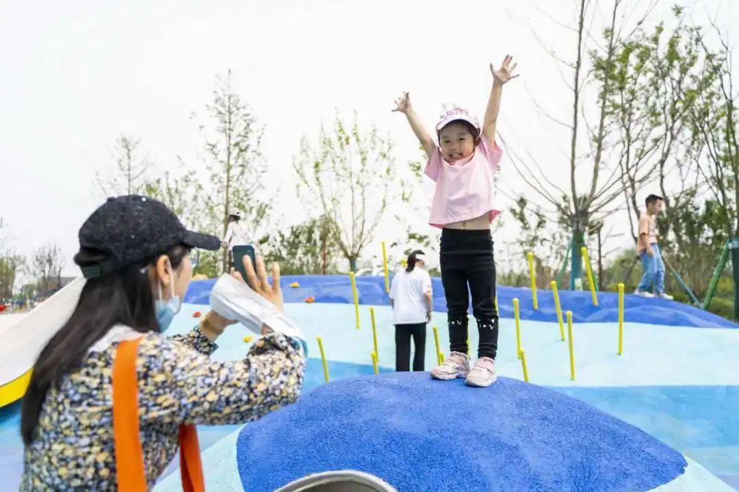 在这里奇遇童年 襄阳华侨城奇趣童年亲子园