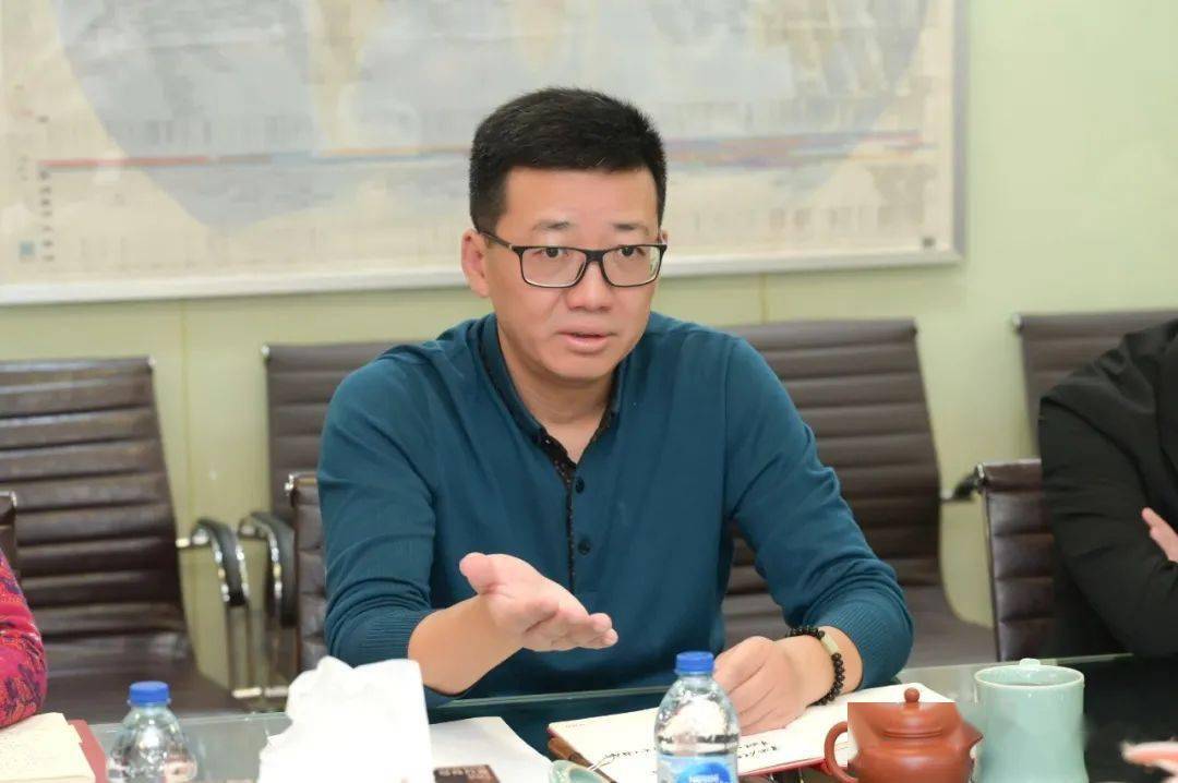 东华大学蔡玉华教授一行来访恒源祥