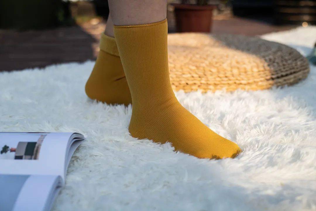 袜子|5元1双上架爆卖的火炉袜，3D高颜值，再也不怕脚冷....