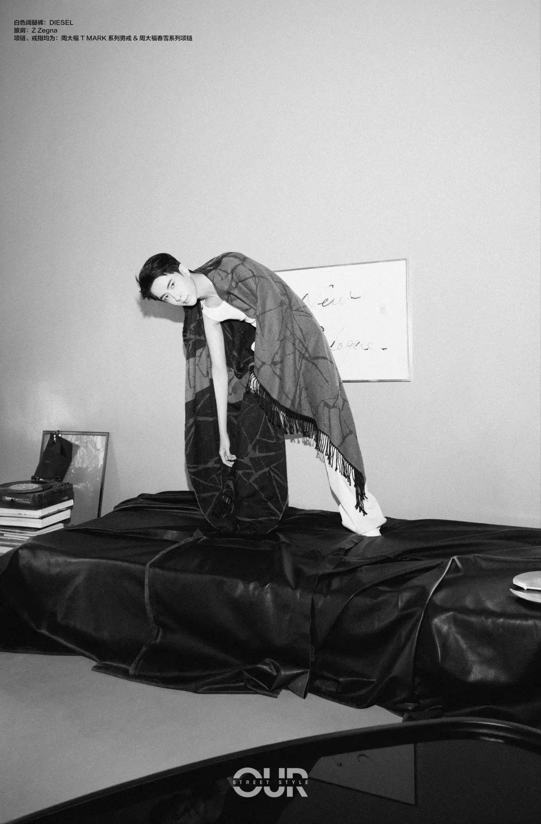 王佳文渐冷深秋，和于朦胧、刘恺威、张欣尧一起玩转时尚……