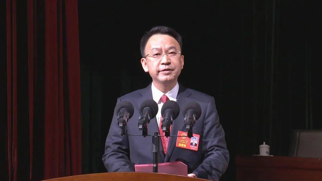 杨文斌当选为市人民政府市长,九江市十六届人大一次会议选举产生一批