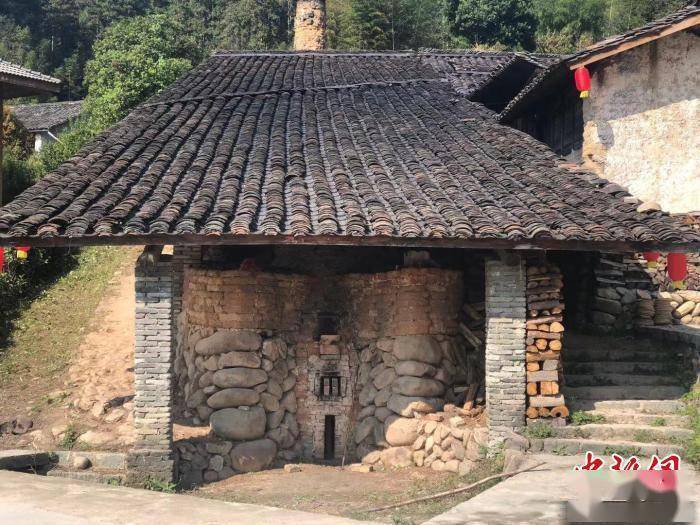 传统|浙江龙泉青瓷：窑火千年不灭 传统烧制技艺保护有序