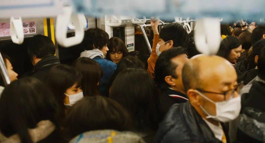 电影|这才是成年人看的爱情片,刺激且真实