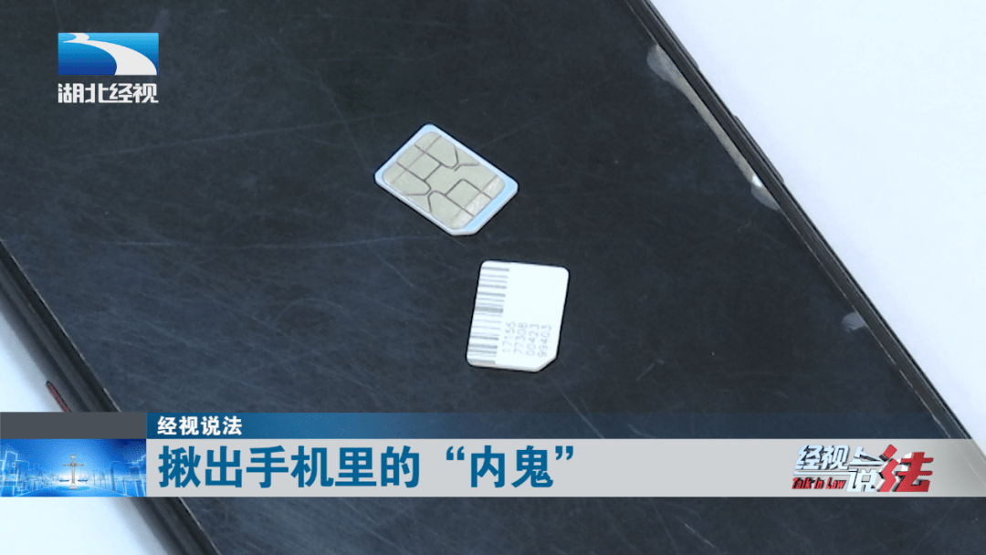 自从有了手机,老人的生活便利多了,可是用了一段时间,小李的母亲就