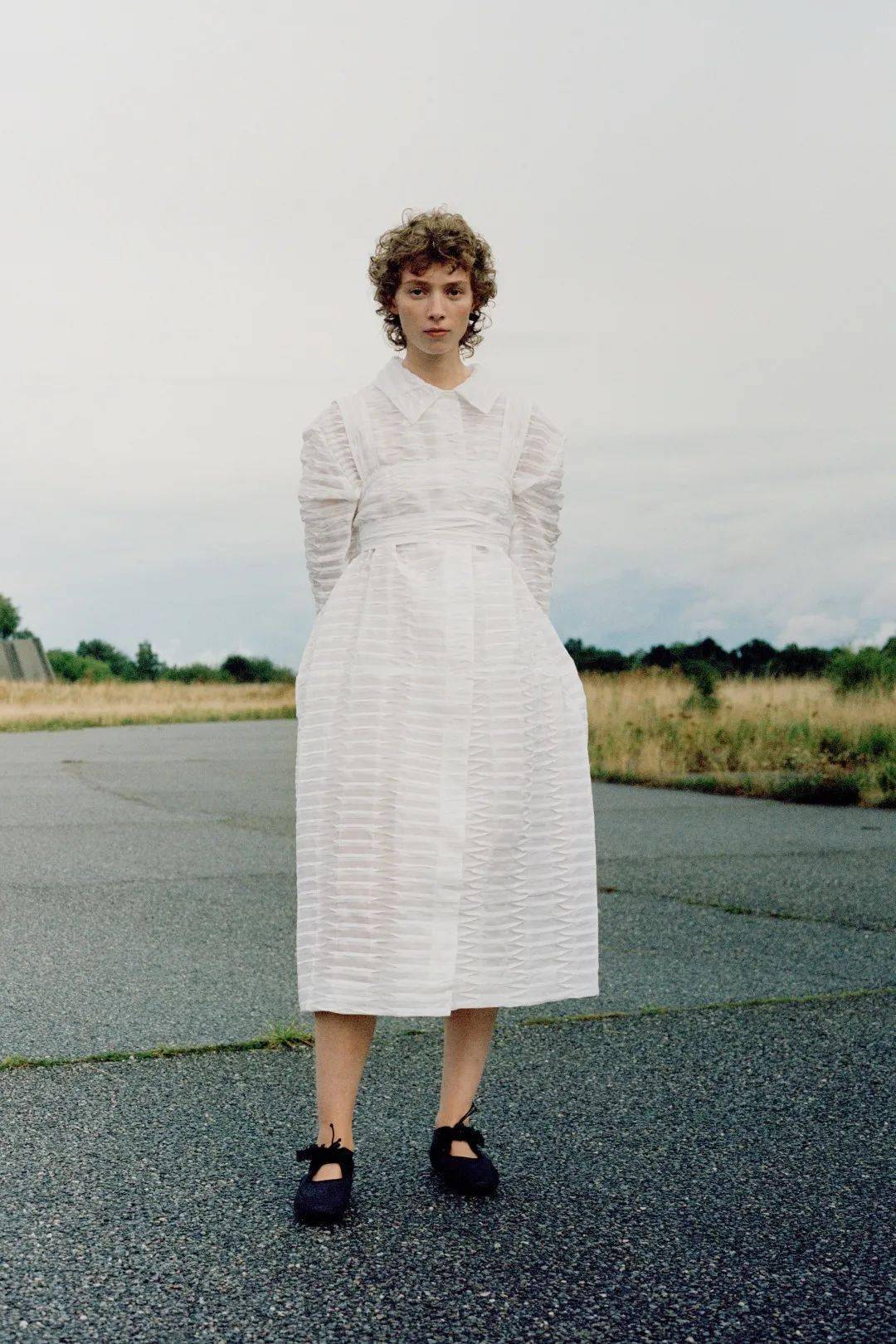 品牌 为「童话」找到合适的安放,来自北欧的浪漫!Cecilie Bahnsen将心跳融入到雨声、风声、吉他声中!